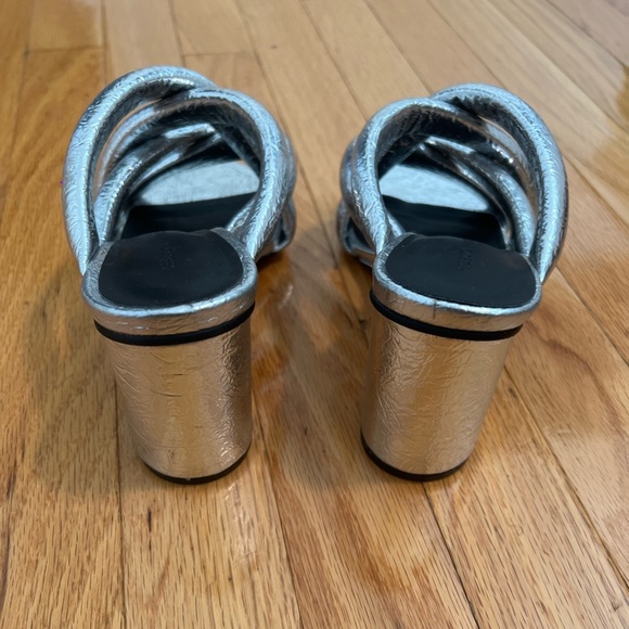 REBECCA MINKOFF SILVER PUFF SANDALS IN SIZE 7 - Picture 4 of 8